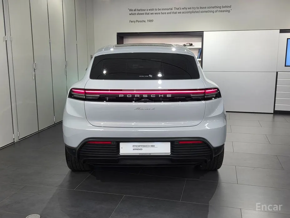 Porsche Macan 2024 Base 4