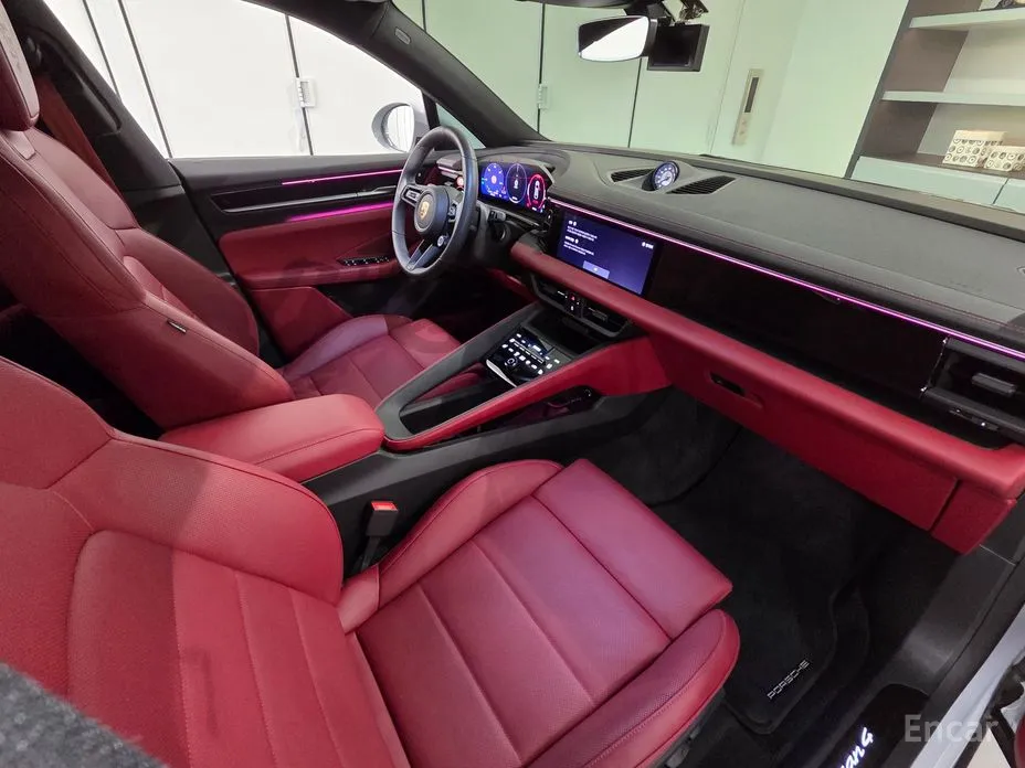 Porsche Macan 2024 Base 4