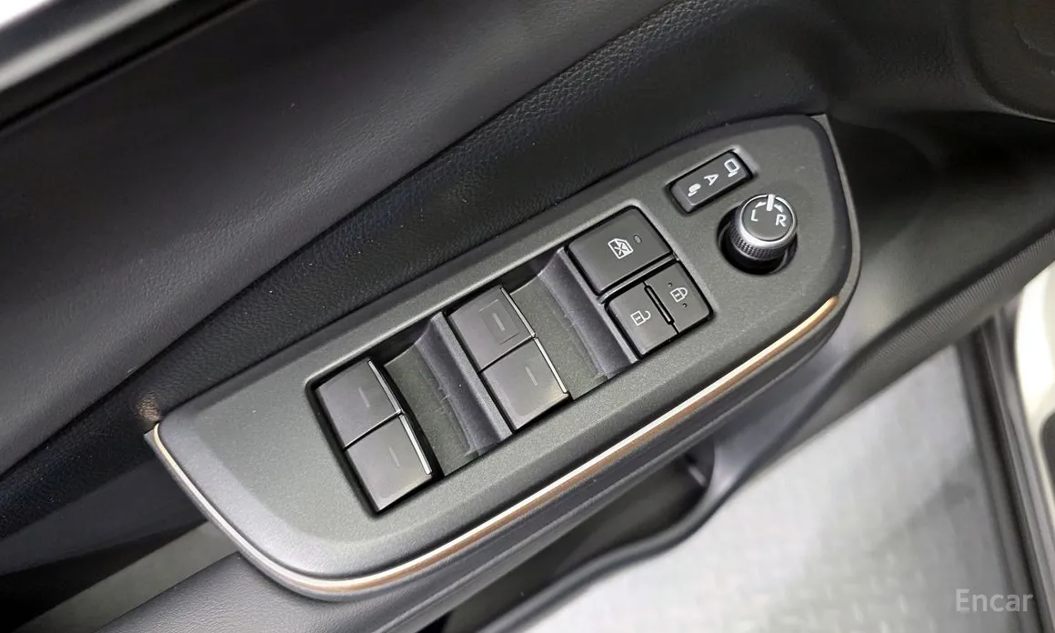 Toyota Crown 2023 2.5 4WD Hybrid