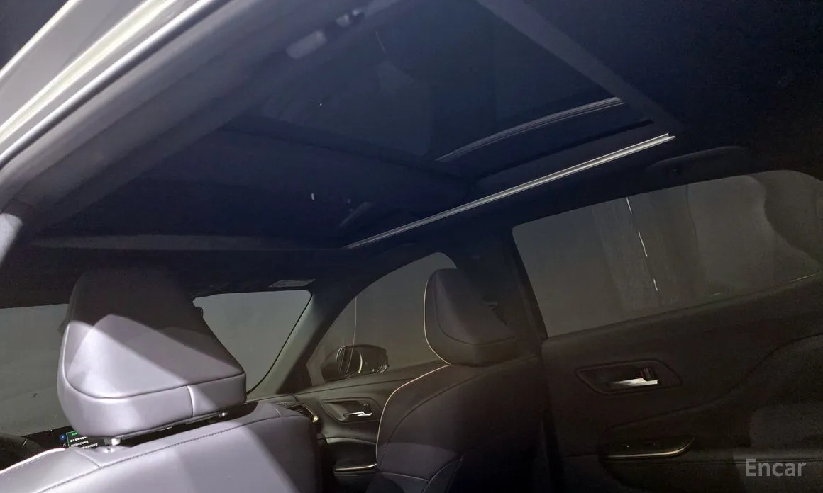 Toyota Crown 2023 2.5 4WD Hybrid