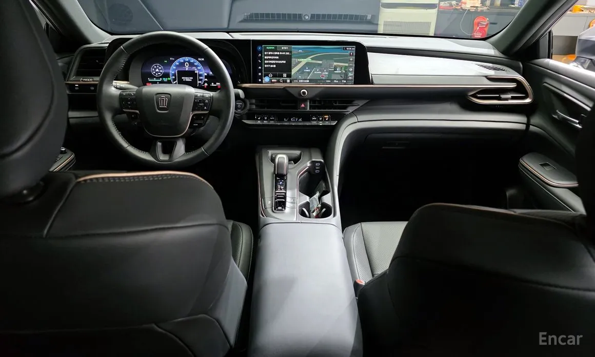 Toyota Crown 2023 2.5 4WD Hybrid