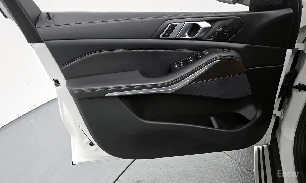 BMW X5 2019 xDrive 40i xLine