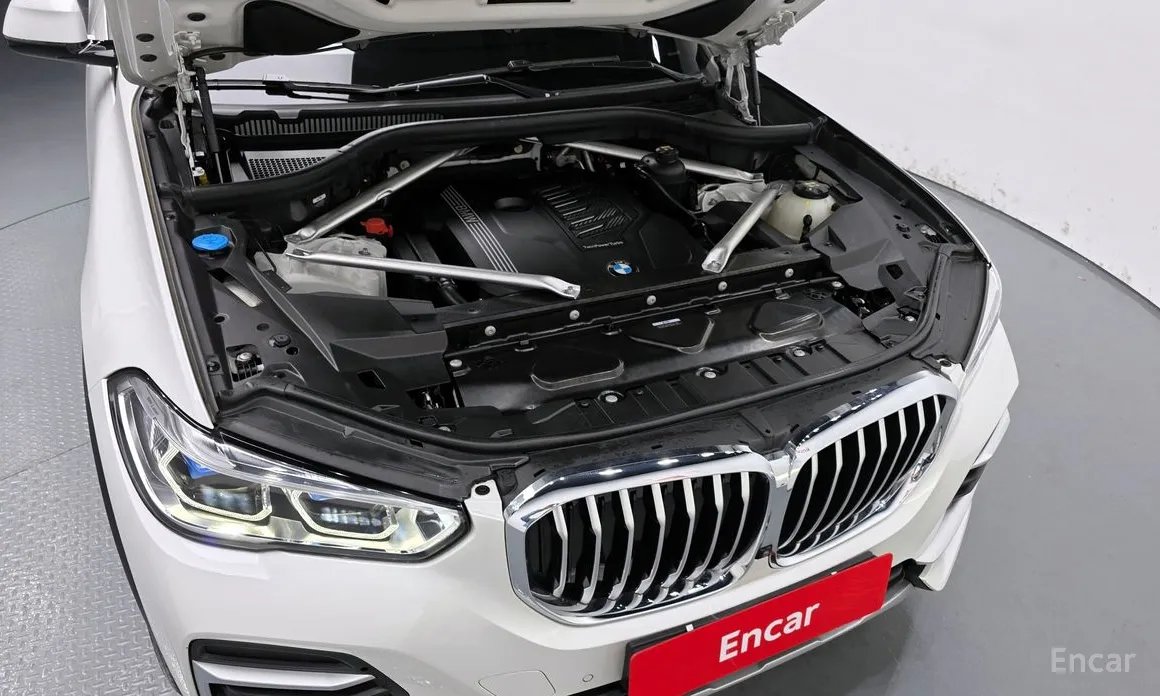 BMW X5 2019 xDrive 40i xLine