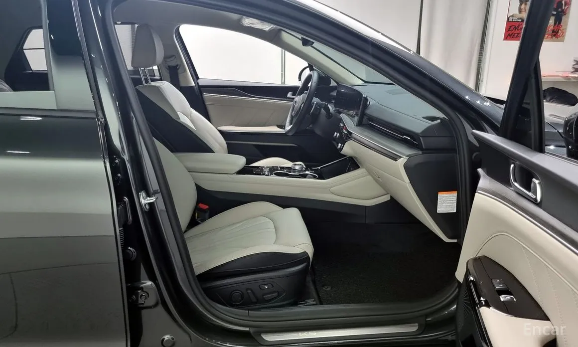 Kia K5 2023 Signature