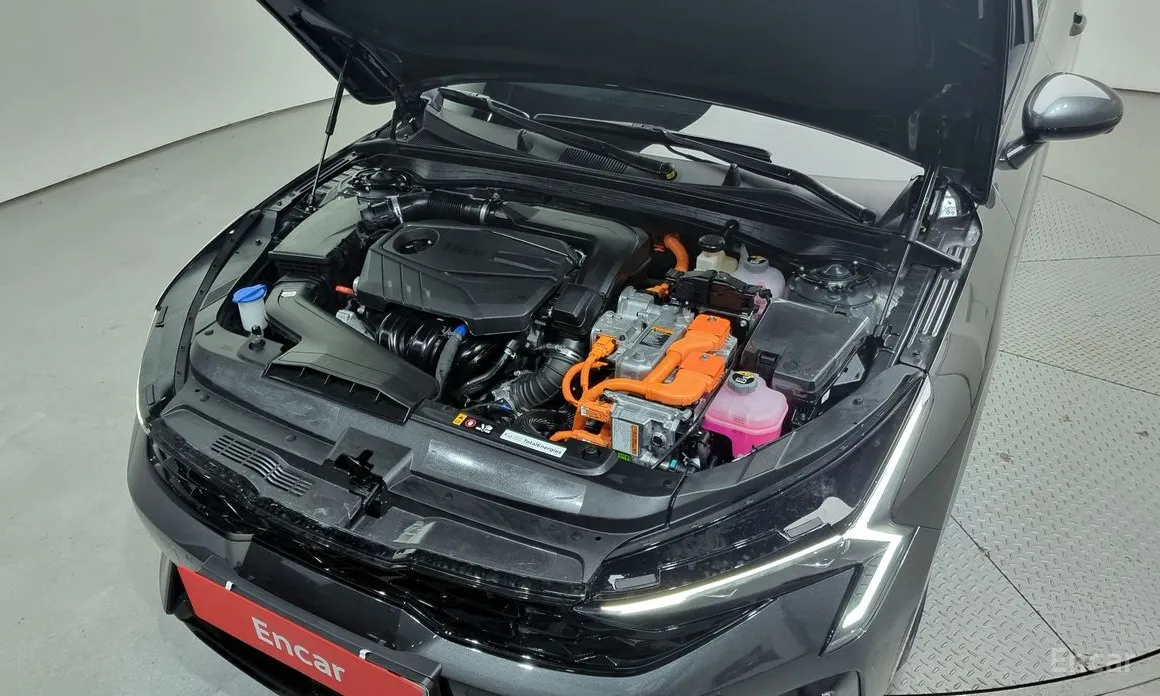 Kia K5 2023 Signature