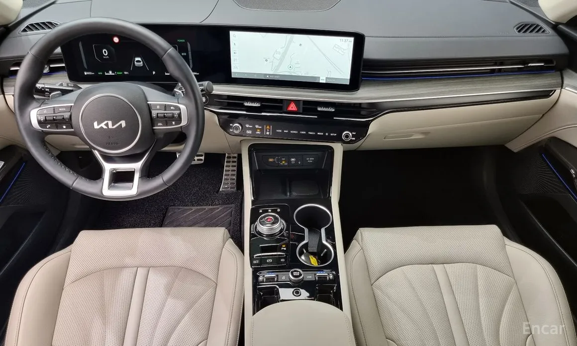 Kia K5 2023 Signature