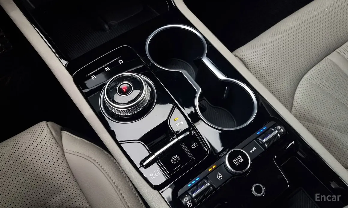 Kia K5 2023 Signature