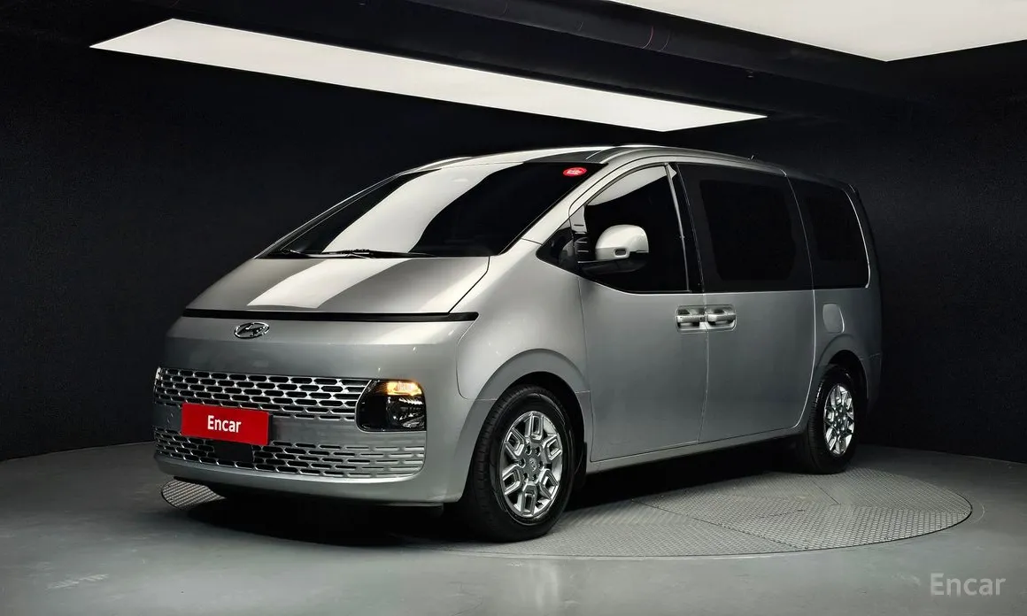 2021 Hyundai Staria