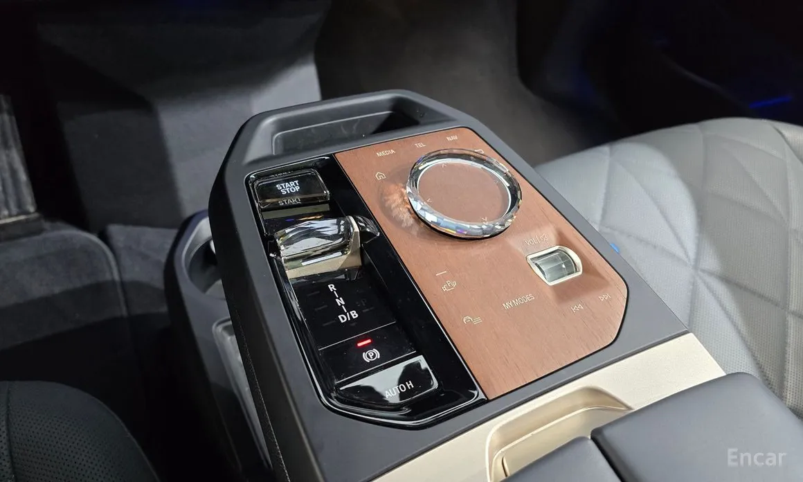 BMW iX 2021 xDrive50 Sports Plus