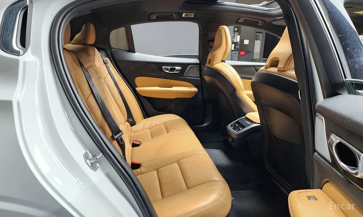 Volvo S60 2019 B5 Inscription