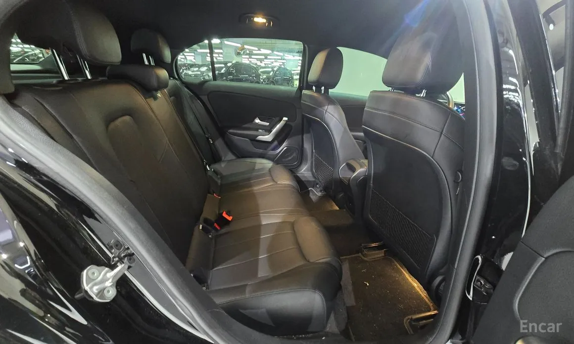 Mercedes-Benz A-Class 2019 A220 Hatchback