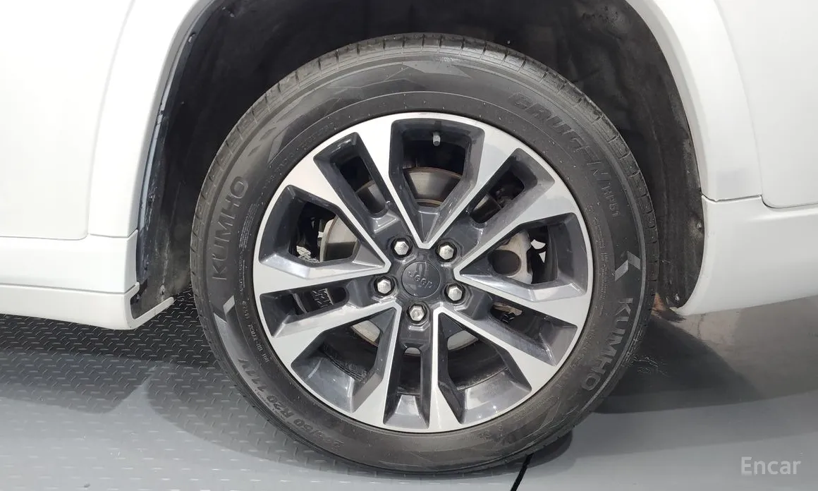 Jeep Cherokee 2021 L 3.6 Overland