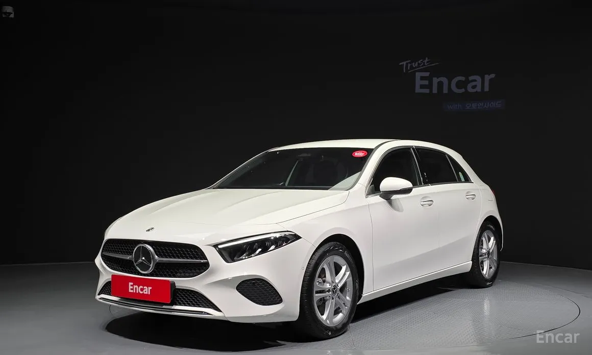 Mercedes-Benz A-Class 2019 A220 Hatchback