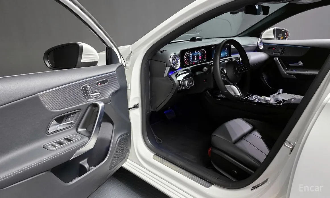 Mercedes-Benz A-Class 2019 A220 Hatchback