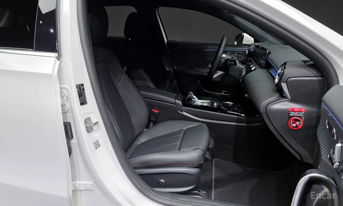 Mercedes-Benz A-Class 2019 A220 Hatchback