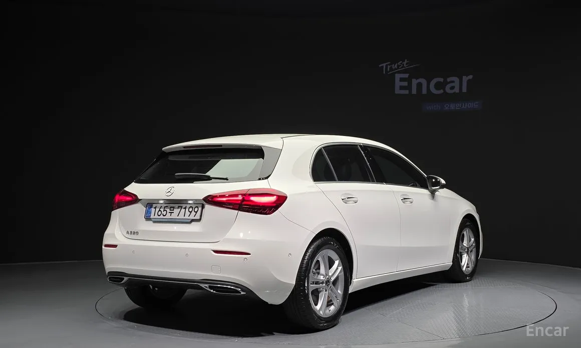 Mercedes-Benz A-Class 2019 A220 Hatchback