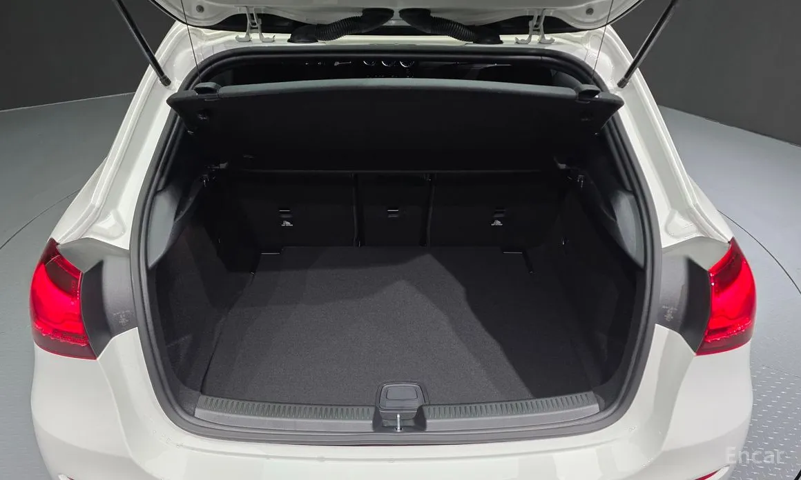 Mercedes-Benz A-Class 2019 A220 Hatchback