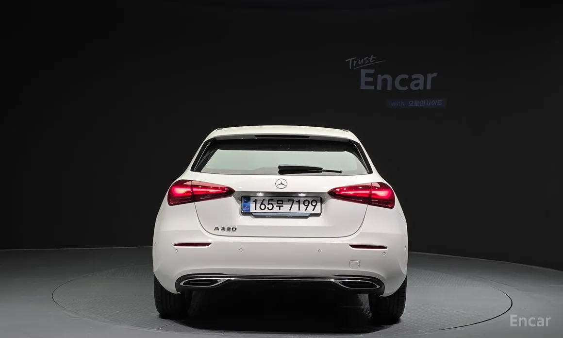 Mercedes-Benz A-Class 2019 A220 Hatchback