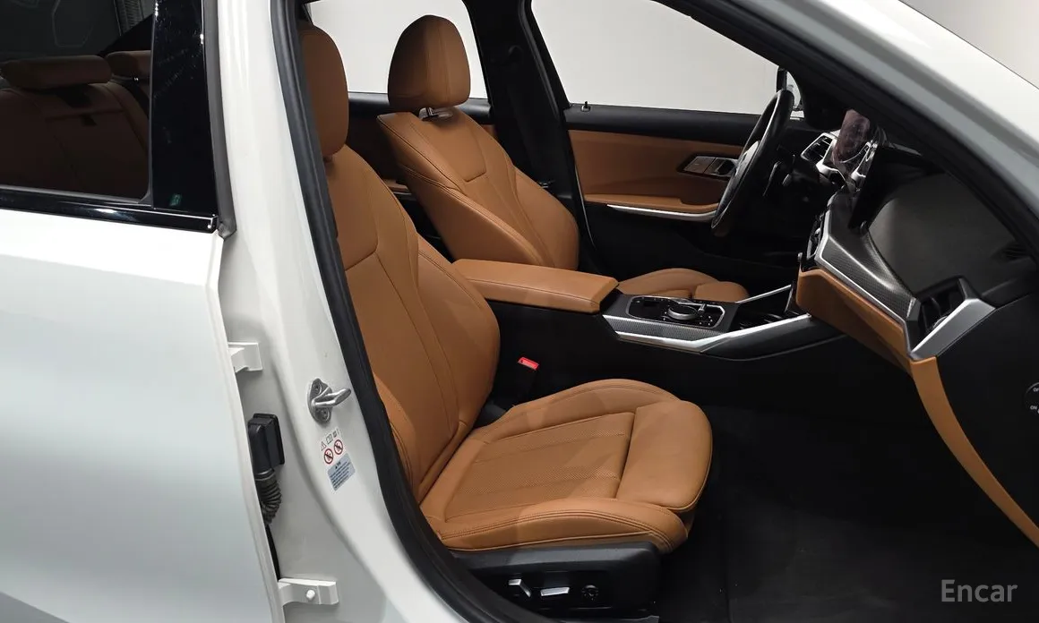 BMW 3 Series 2019 320i M Sport