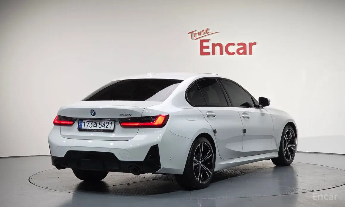 BMW 3 Series 2019 320i M Sport
