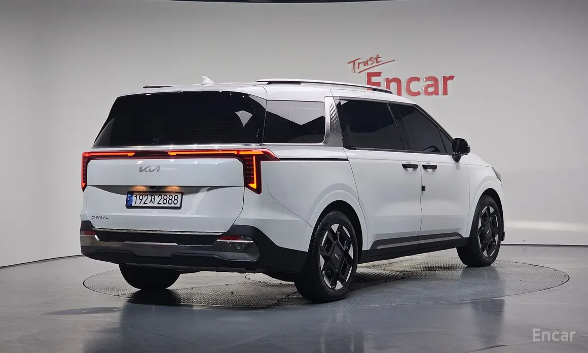 2023 Kia Carnival
