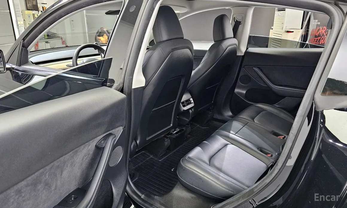 Tesla Model Y 2020 RWD