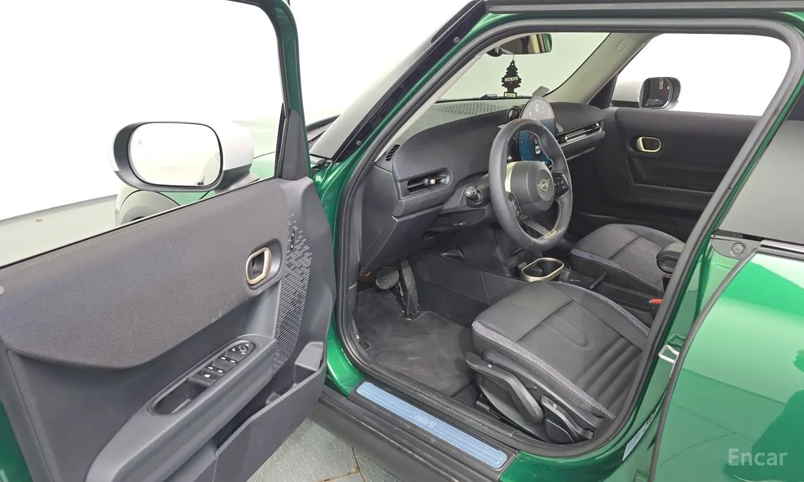 Mini Cooper 2024 5Door Classic