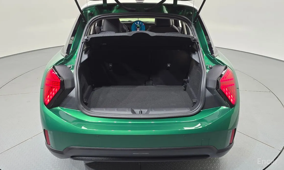 Mini Cooper 2024 5Door Classic