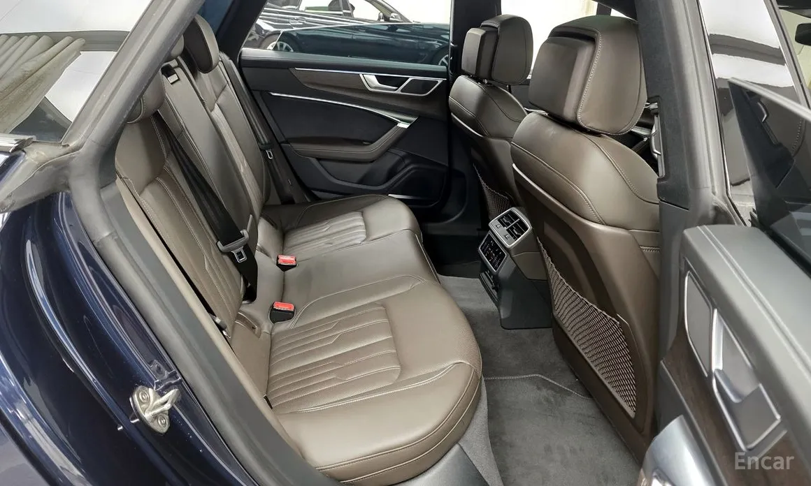 Audi A7 2018 55 TFSI Quattro Premium