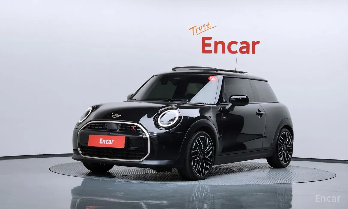 Mini Cooper 2024 Favoured