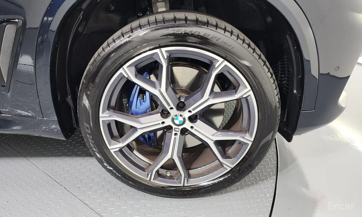 BMW X5 2019 xDrive 40i M Sport