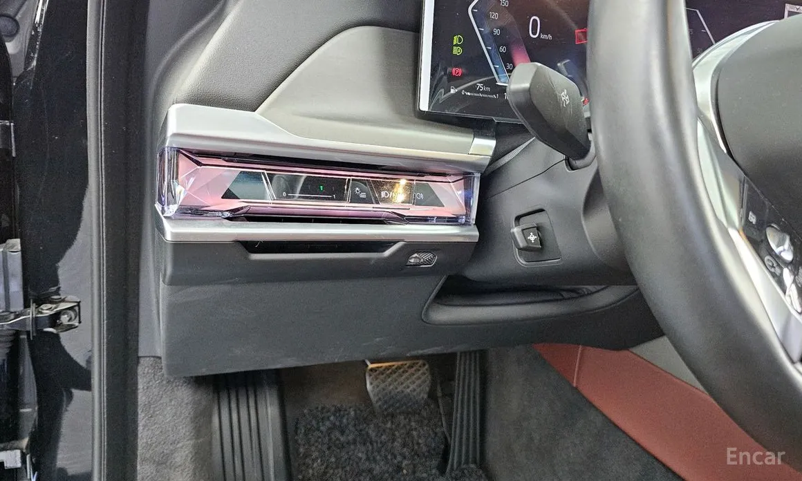 BMW 7 Series 2022 740i sDrive Design Pure Excellence