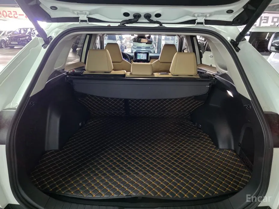 Toyota RAV4 2019 2,5 4WD Hybrid LTD