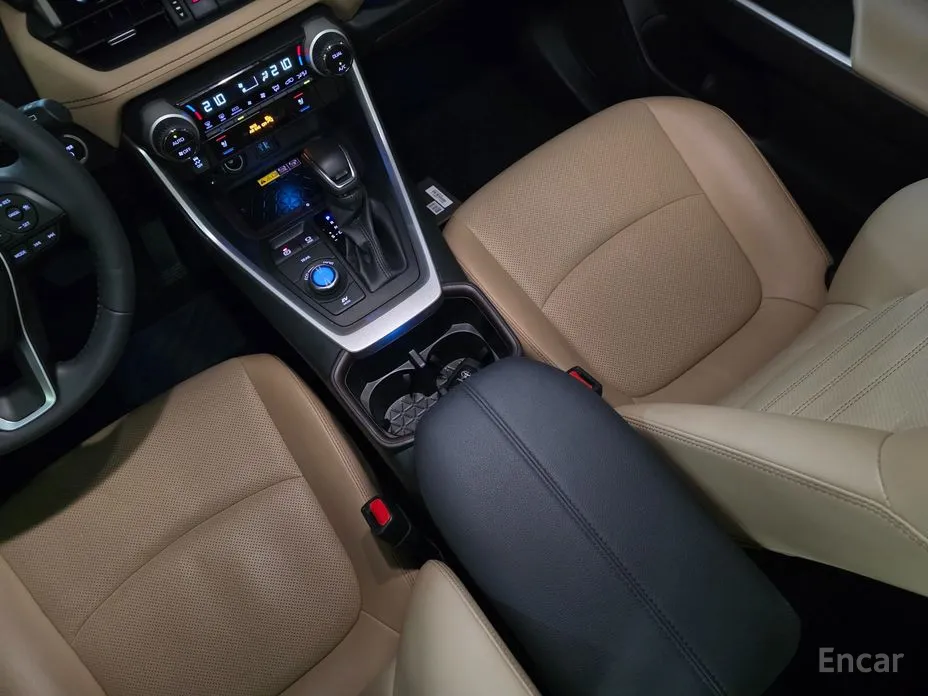 Toyota RAV4 2019 2,5 4WD Hybrid LTD