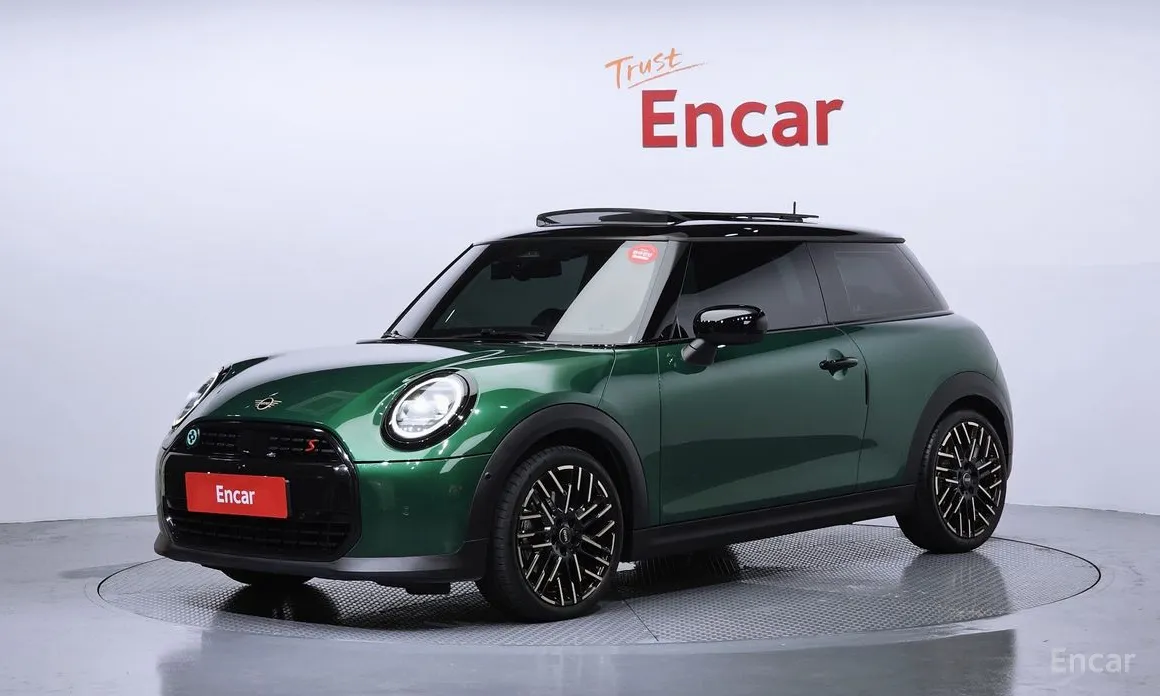 Mini Cooper 2024 Favoured