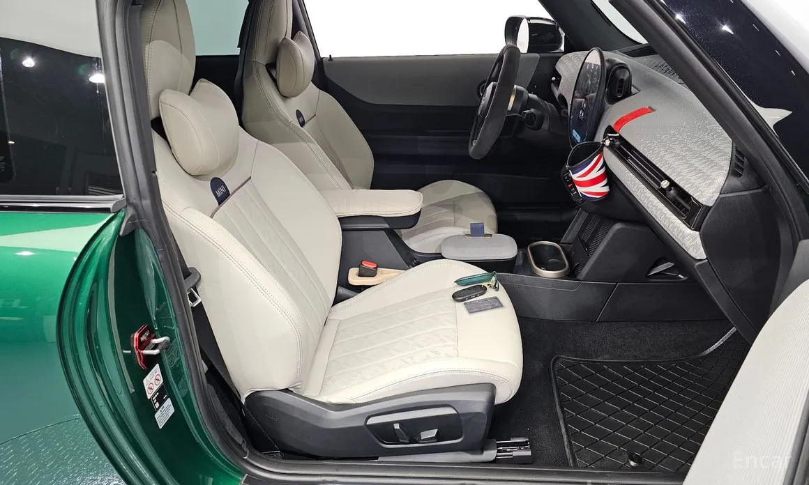 Mini Cooper 2024 Favoured