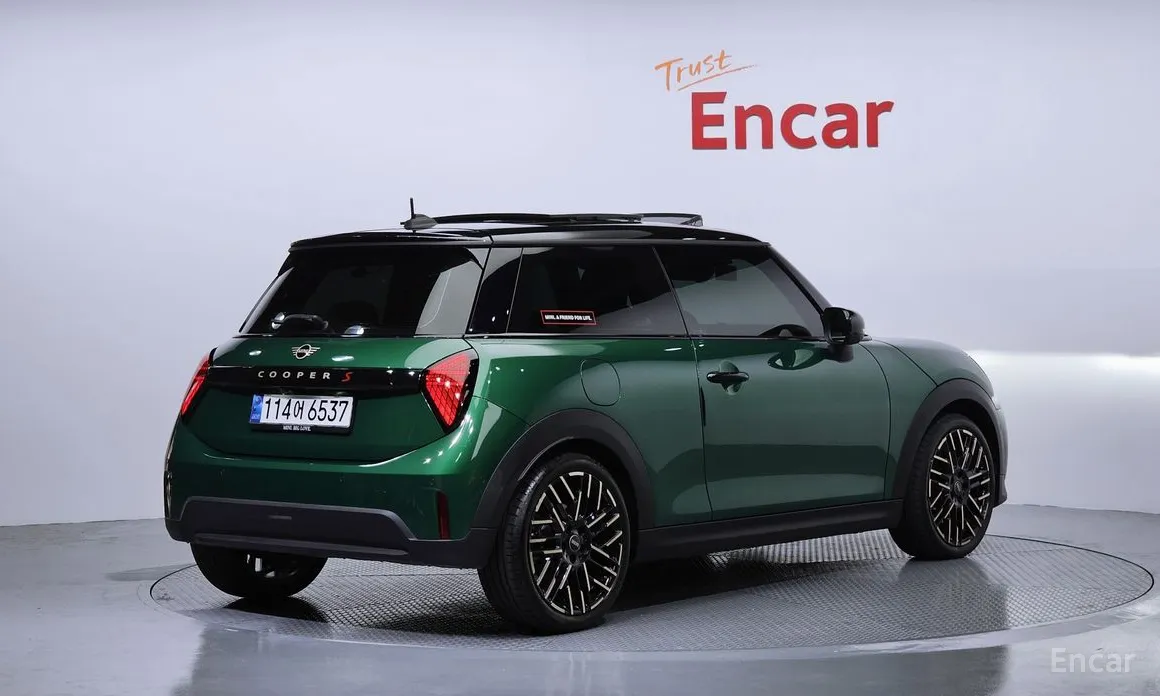 Mini Cooper 2024 Favoured