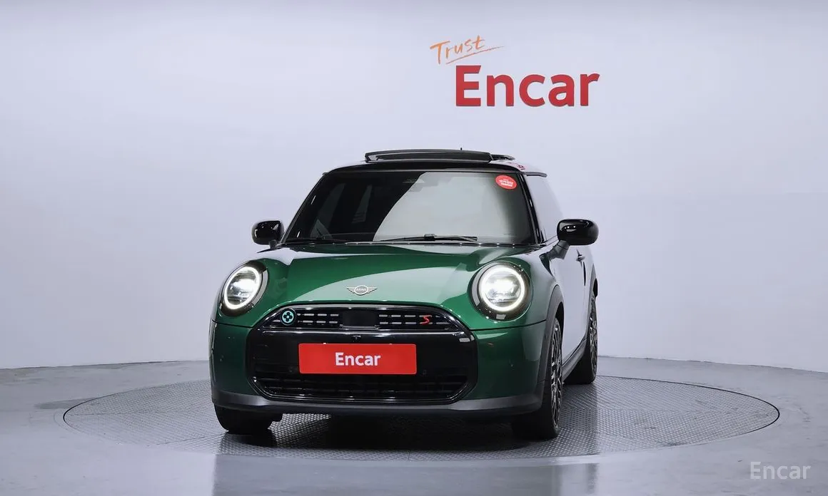 Mini Cooper 2024 Favoured