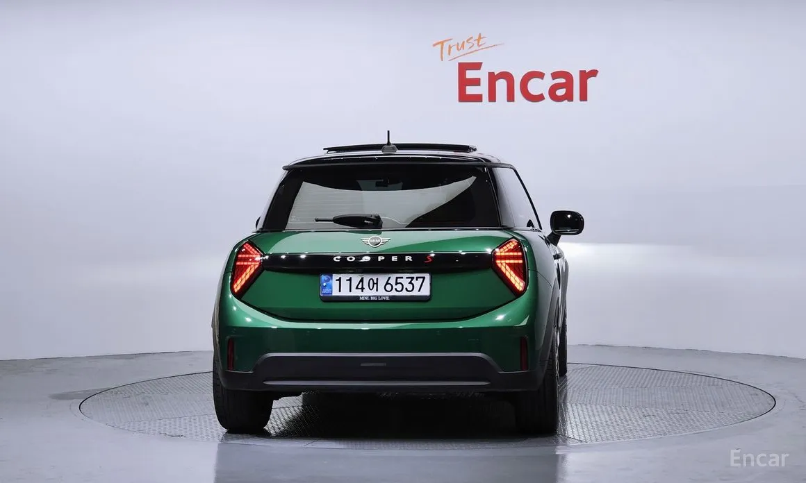 Mini Cooper 2024 Favoured