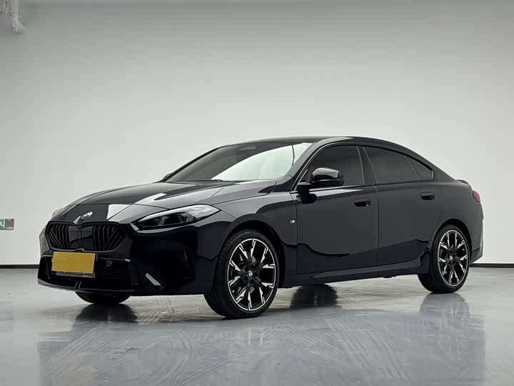 BMW 2 Series 2025 2025款 225L M运动曜夜套装