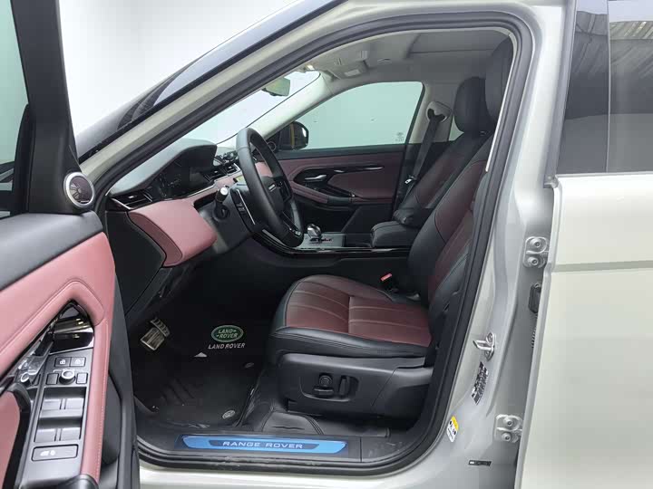 Land Rover Range Rover Evoque L 2024 2024款 揽胜极光L SE 驭光尊耀版