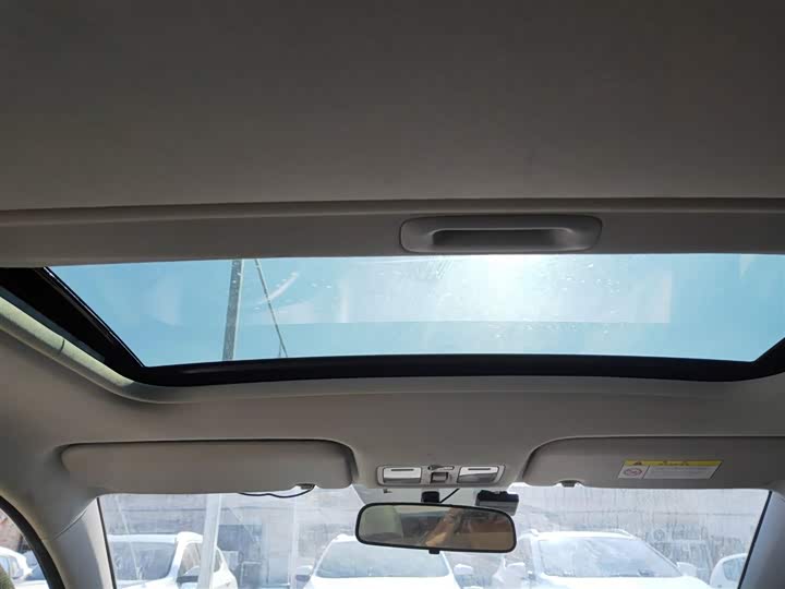 Kia Pegas 2020 2020款 改款 1.4L 自动舒适天窗版