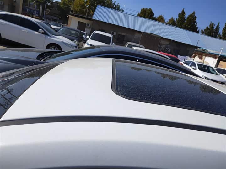 Kia Pegas 2020 2020款 改款 1.4L 自动舒适天窗版