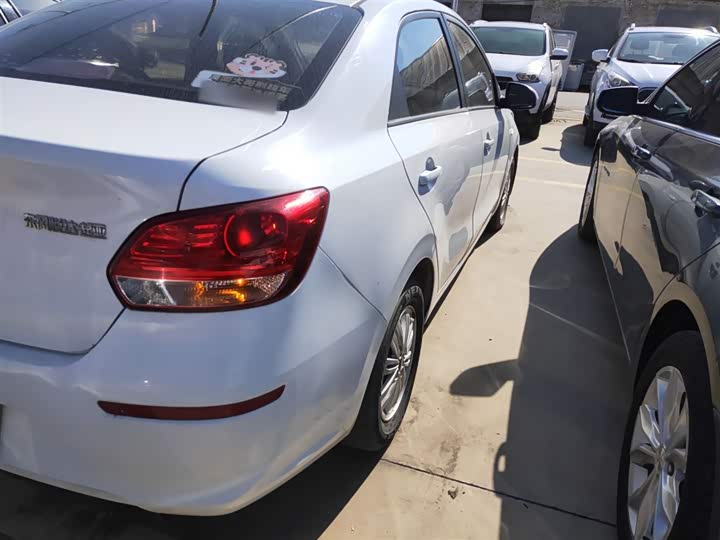 Kia Pegas 2020 2020款 改款 1.4L 自动舒适天窗版