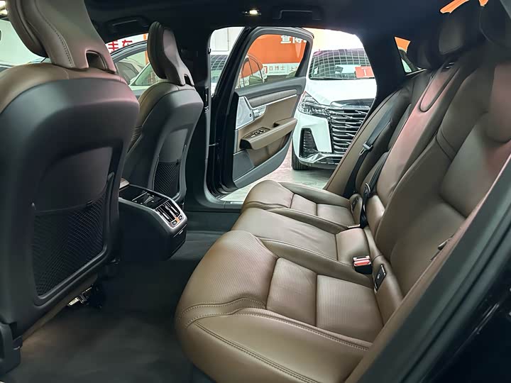 Volvo S90 2025 2025款 B5 智雅豪华版
