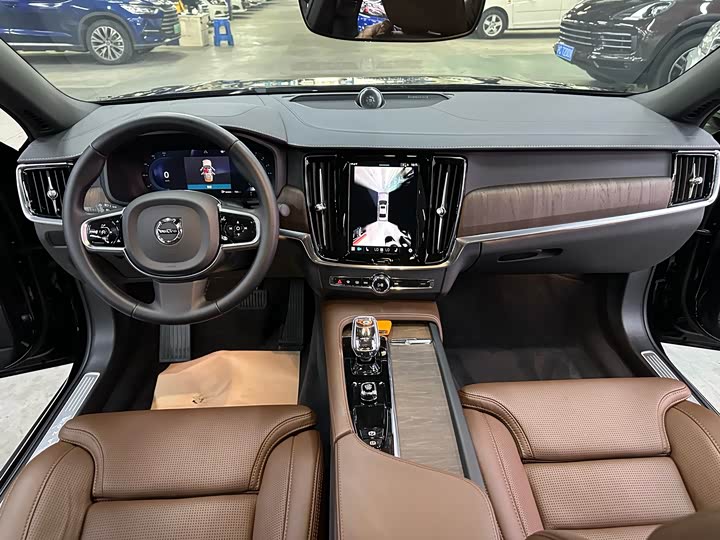 Volvo S90 2025 2025款 B5 智雅豪华版