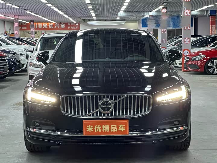 Volvo S90 2025 2025款 B5 智雅豪华版