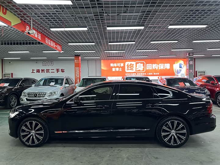 Volvo S90 2025 2025款 B5 智雅豪华版