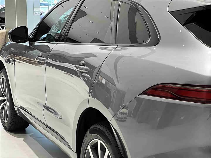 Jaguar F-Pace 2024 2024款 P250 R-Dynamic SE