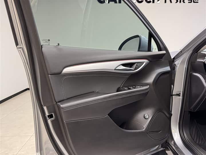 Buick Envision Plus 2024 2024款 昂科威Plus 28T 四驱尊享版